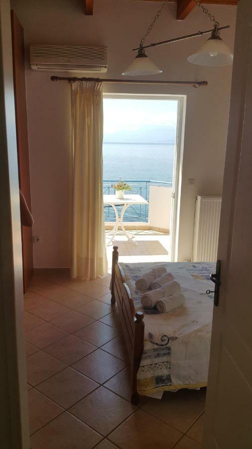 Schinas Apts. Appartement Tolofón Buitenkant foto